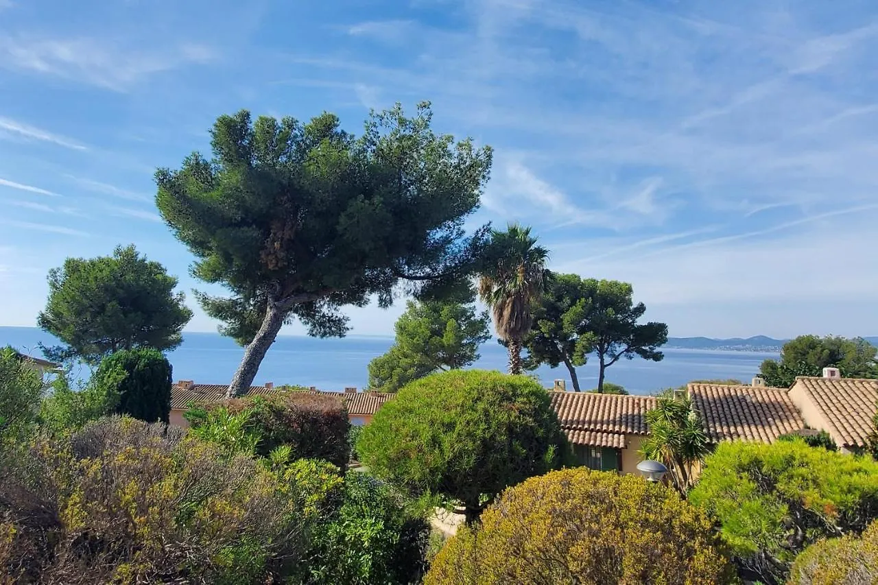Spacious House With Pool Close To The Sea Saint-Raphaël