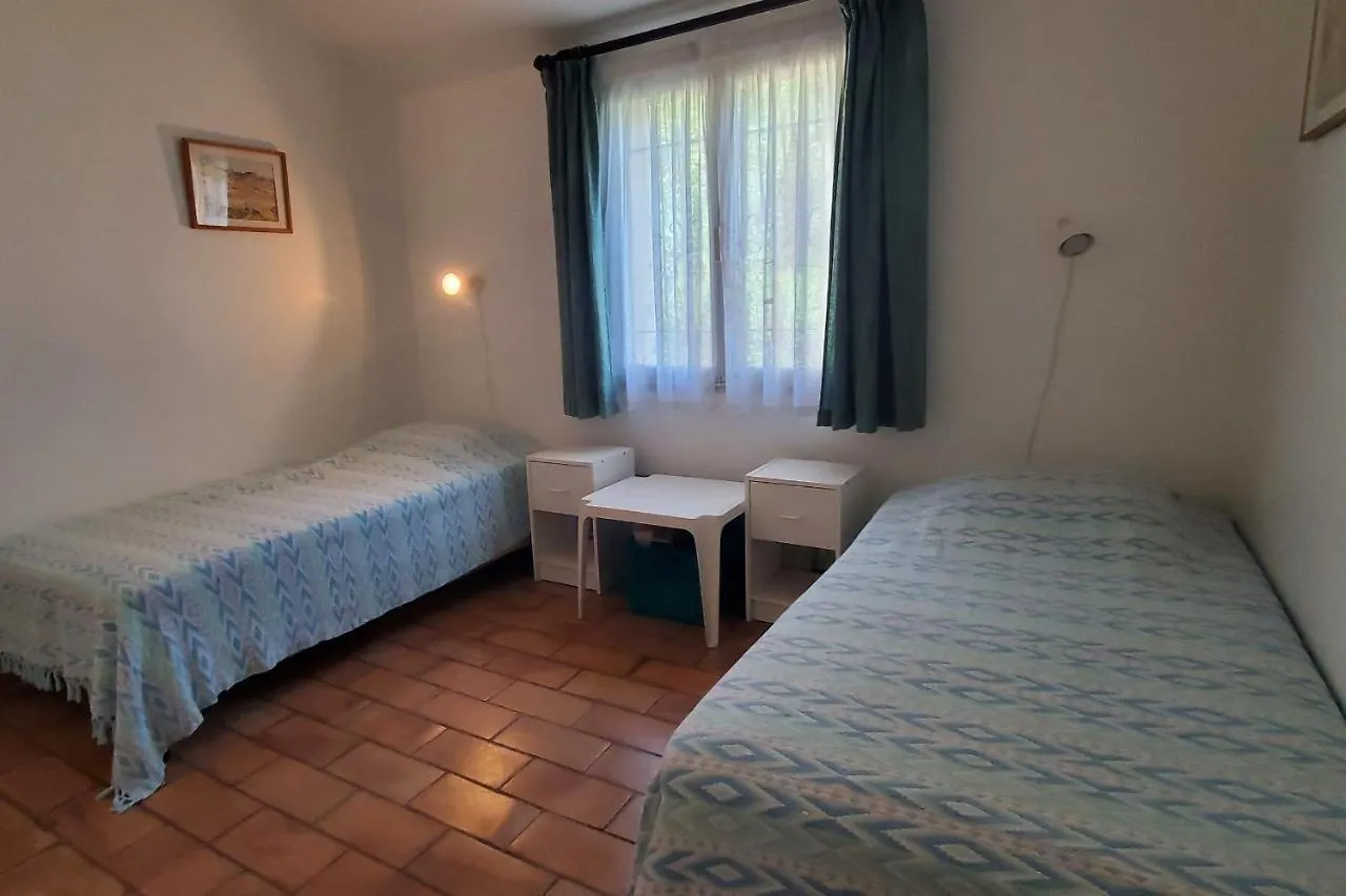 Spacious House With Pool Close To The Sea Saint-Raphaël
