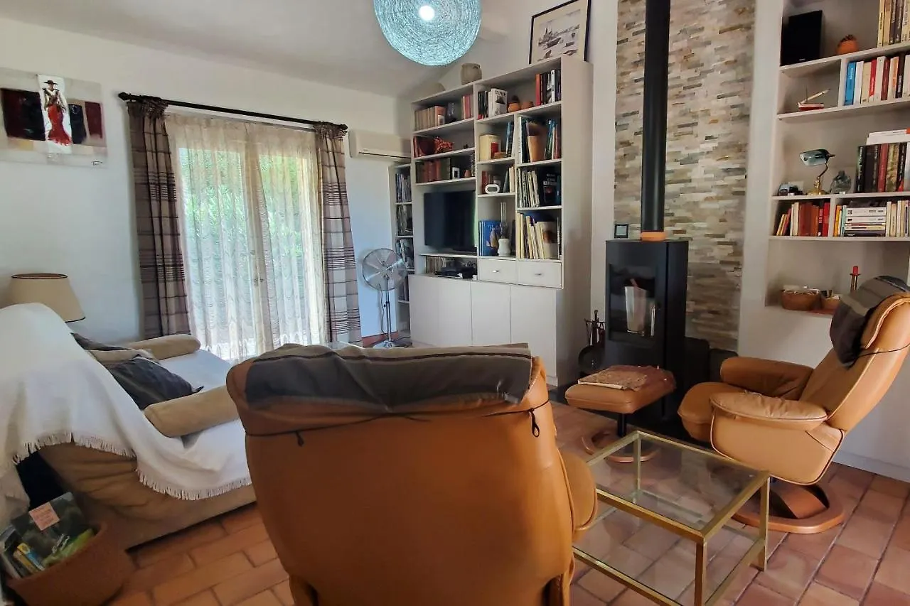 Spacious House With Pool Close To The Sea Saint-Raphaël 0*,