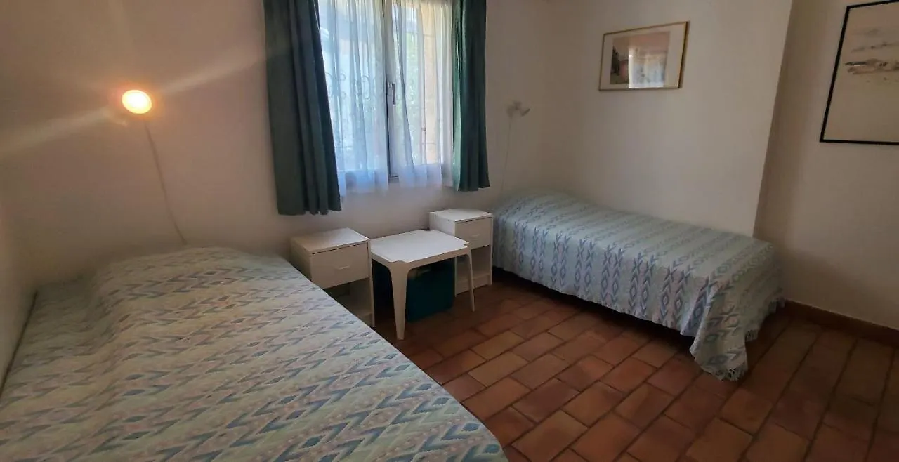 Spacious House With Pool Close To The Sea Saint-Raphaël Semesterbostad